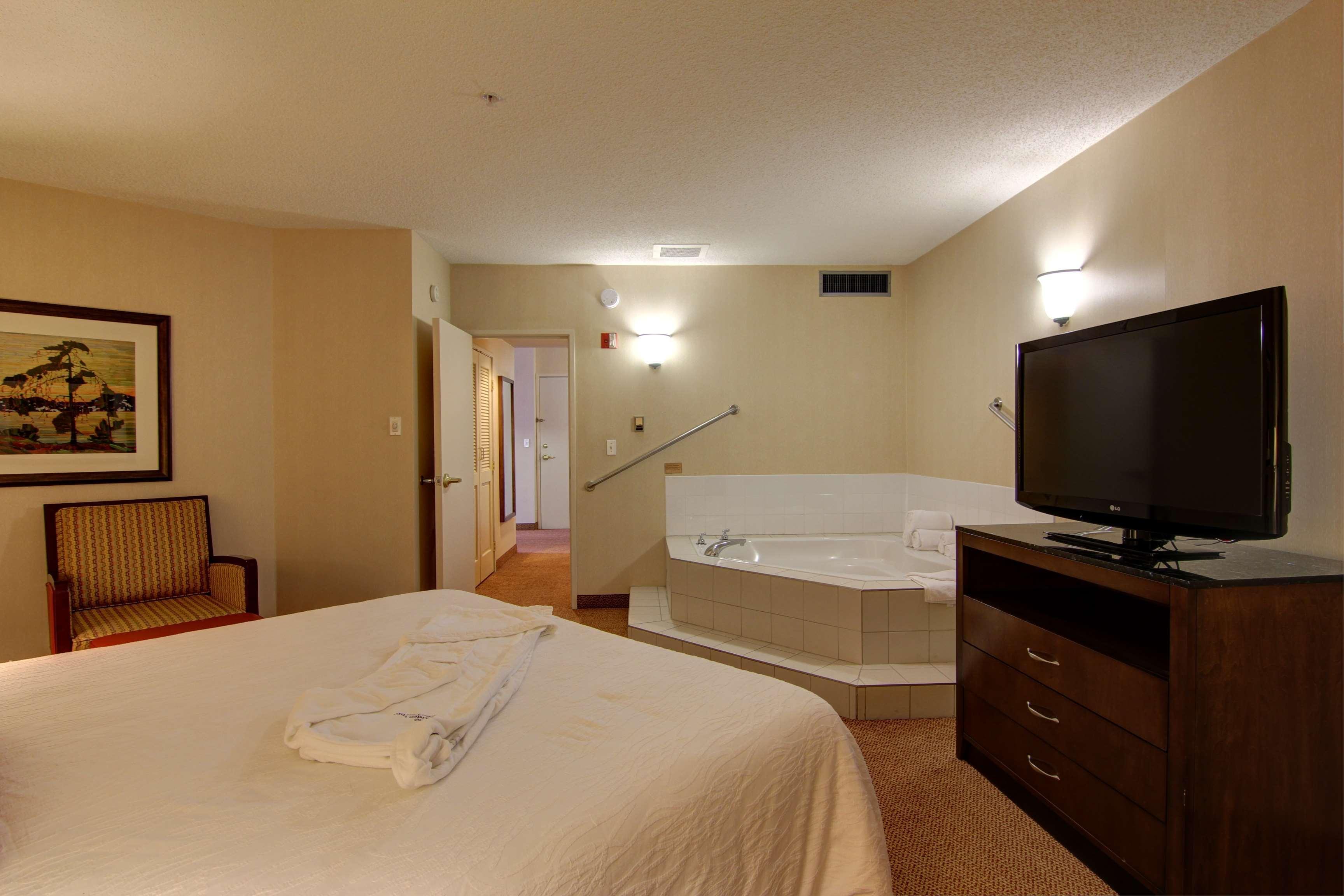 Hilton Garden Inn Calgary Airport Екстер'єр фото