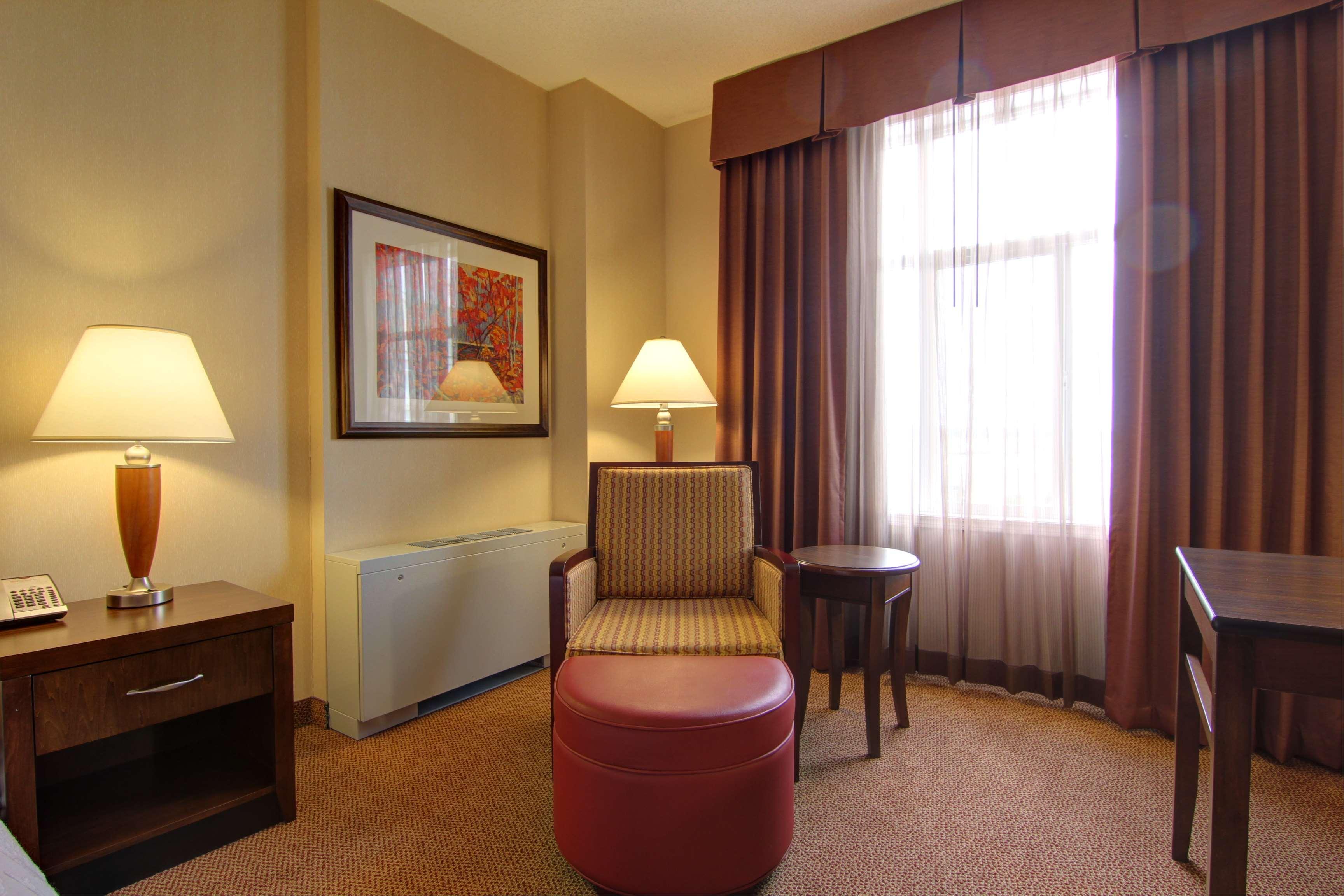 Hilton Garden Inn Calgary Airport Екстер'єр фото