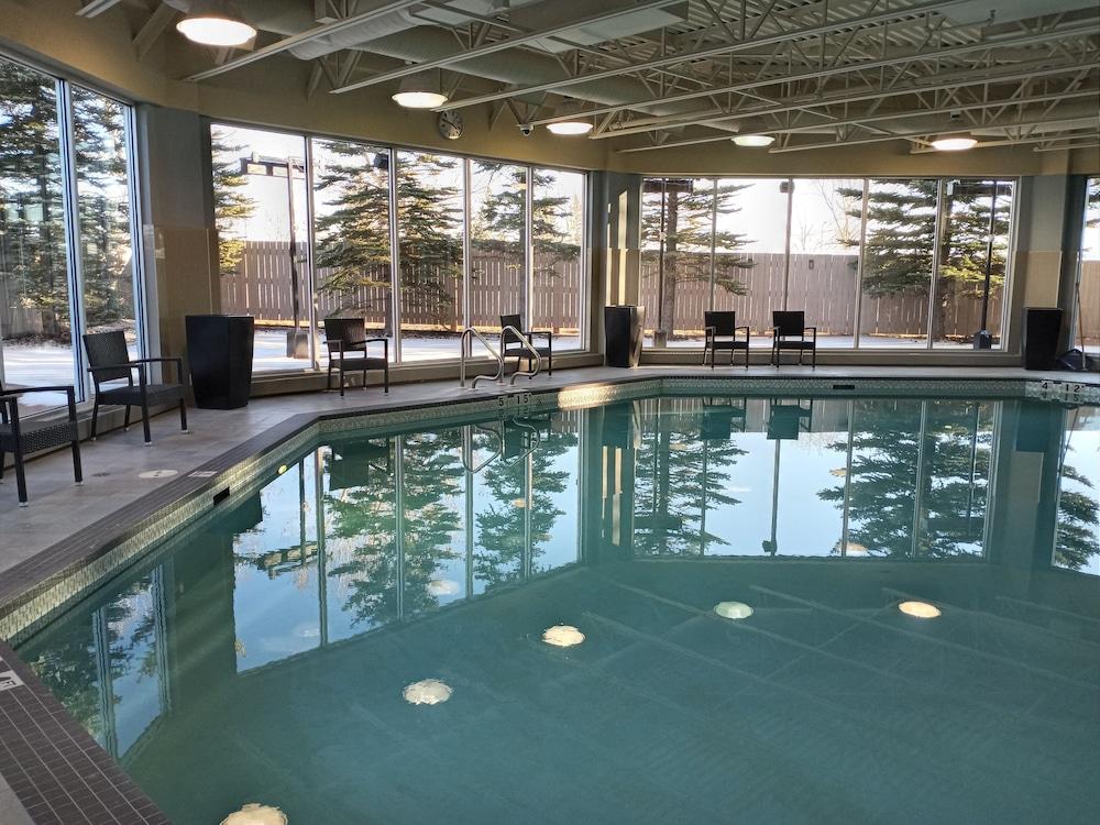 Hilton Garden Inn Calgary Airport Екстер'єр фото