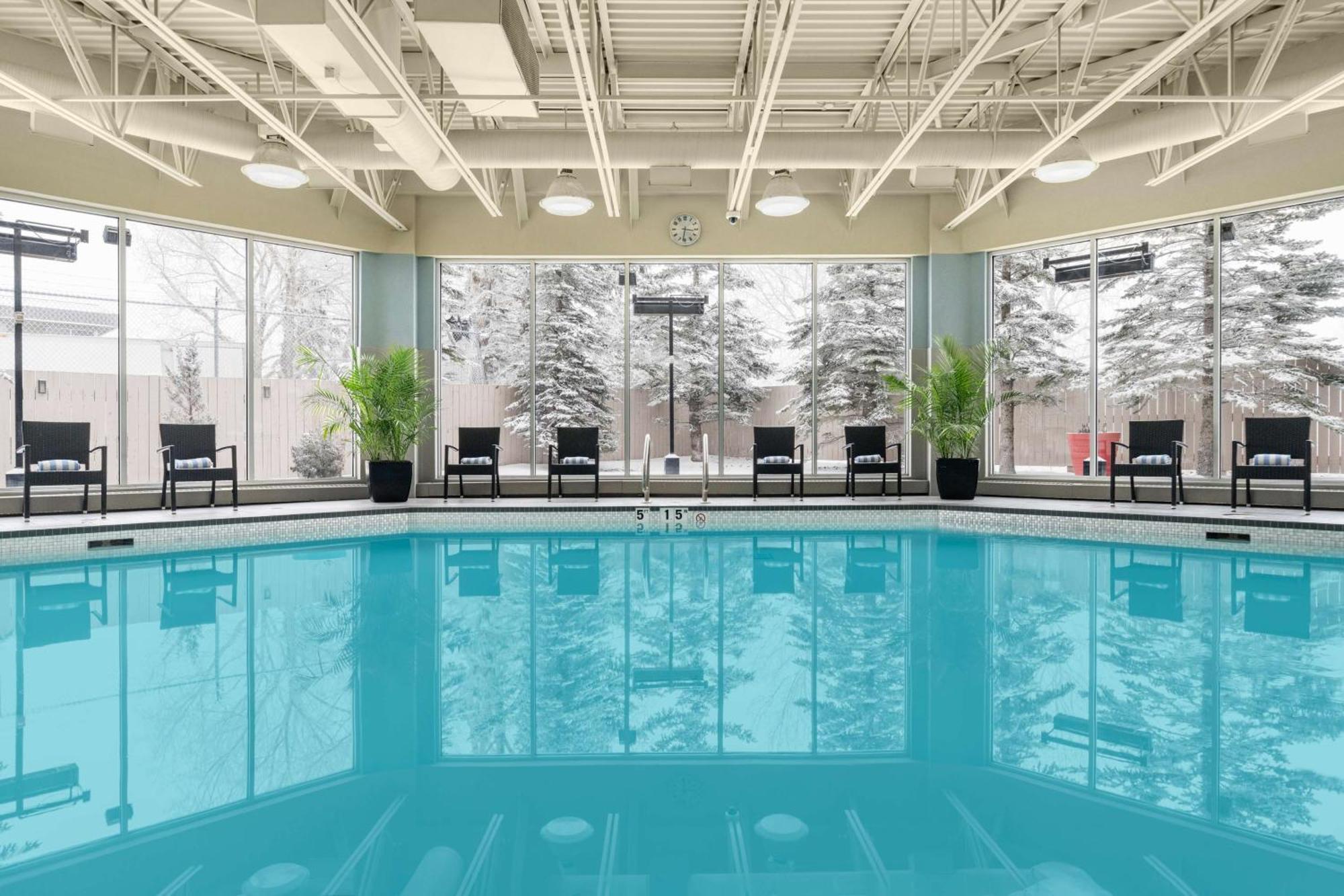 Hilton Garden Inn Calgary Airport Екстер'єр фото